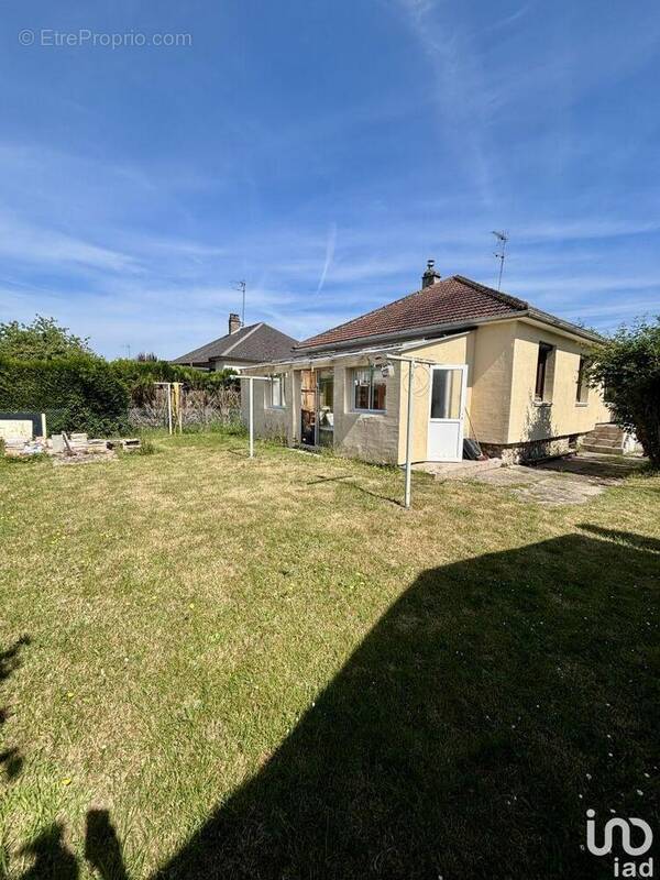 Photo 1 - Maison à LE GRAND-QUEVILLY