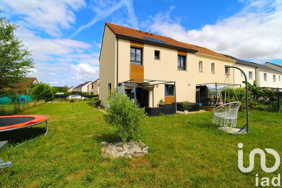 Photo 1 - Maison à ABLIS