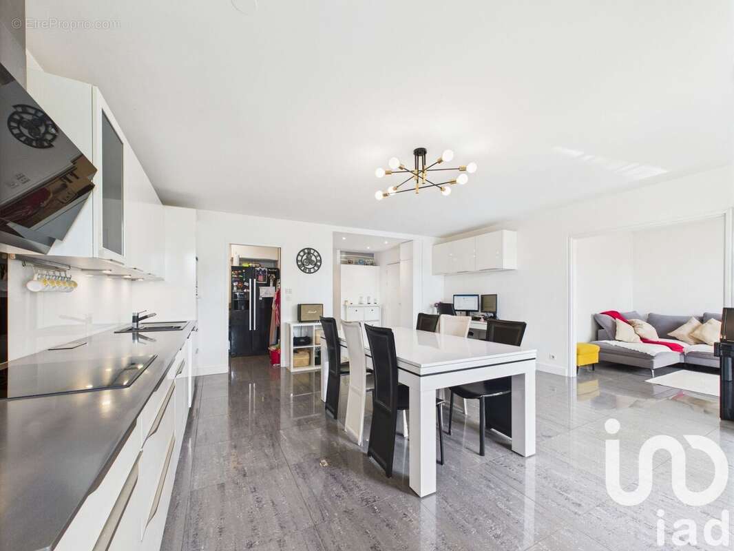 Photo 2 - Appartement à CRETEIL