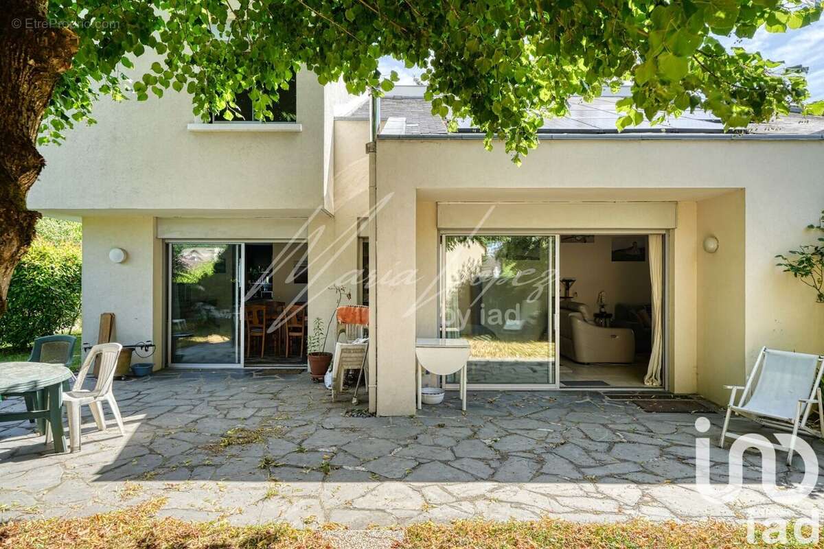 Photo 4 - Maison à BURES-SUR-YVETTE