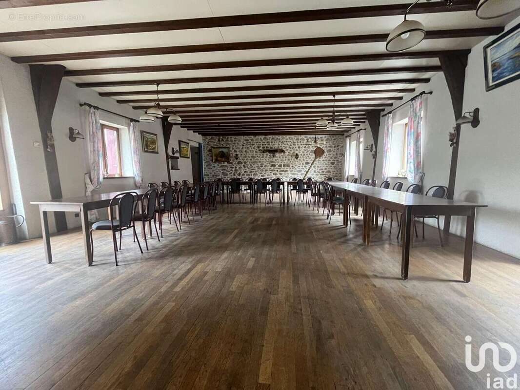 Photo 4 - Commerce à SAINT-AVIT