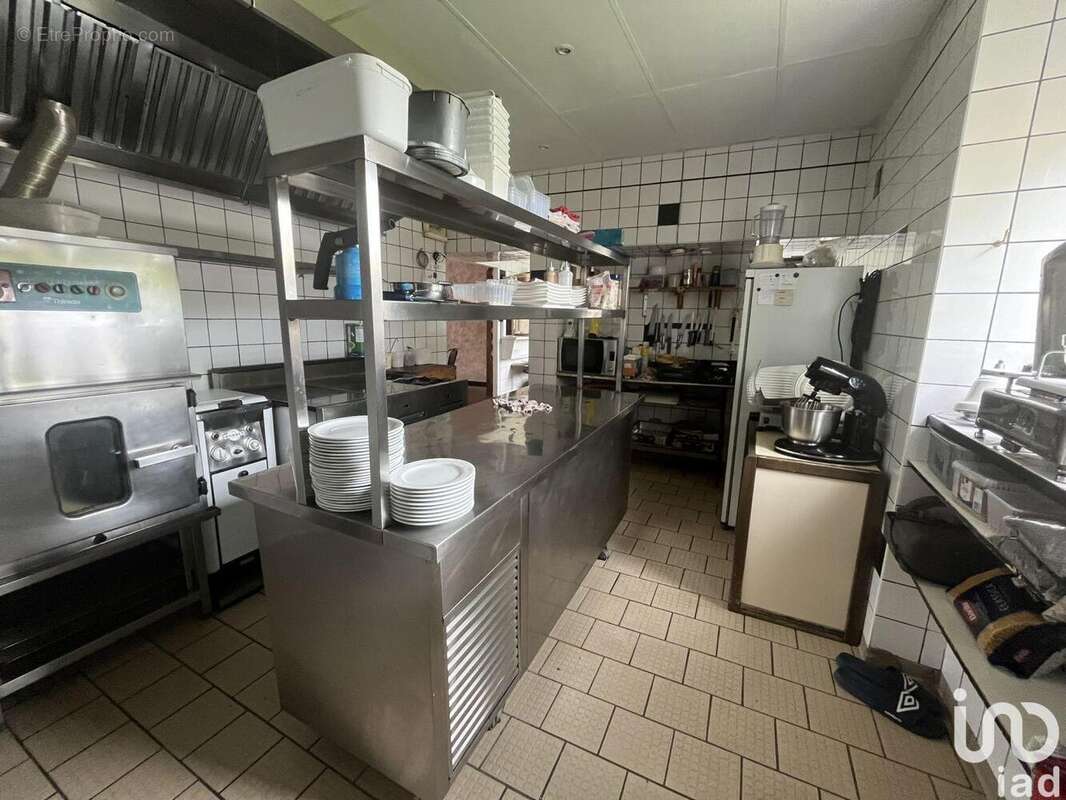 Photo 9 - Commerce à SAINT-AVIT