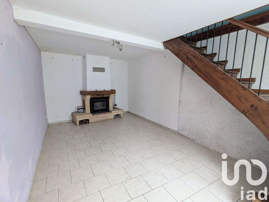 Photo 3 - Maison à DURBAN-SUR-ARIZE