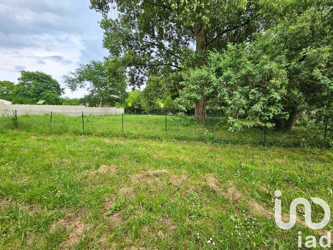 Photo 3 - Terrain à QUEYRAC