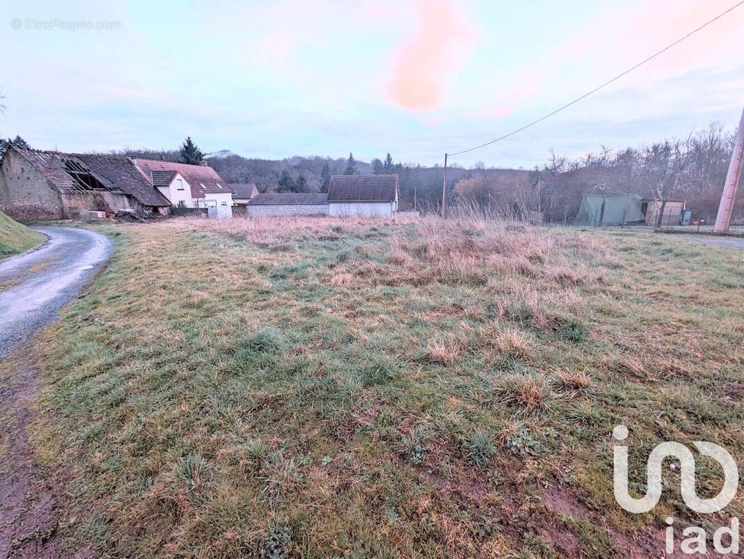 Photo 1 - Terrain à CHENIERS