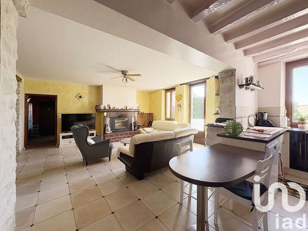 Photo 3 - Maison à LINDRY