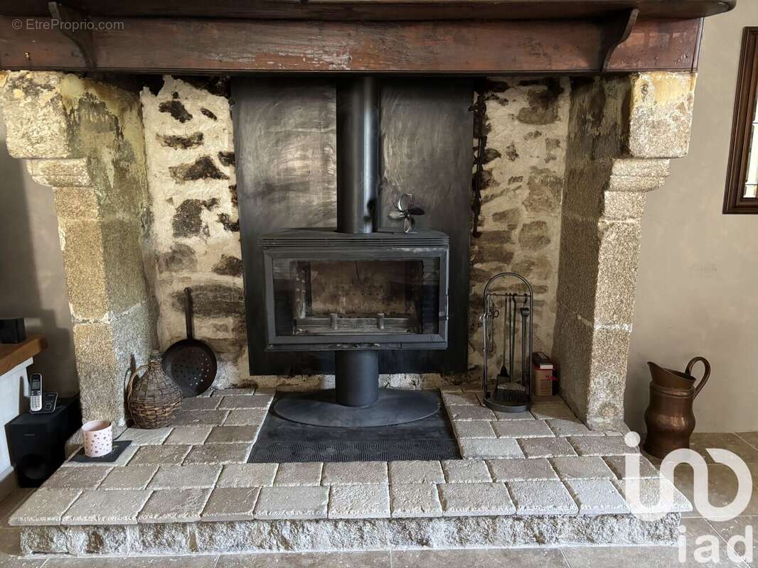 Photo 8 - Maison à SAINT-SAUD-LACOUSSIERE