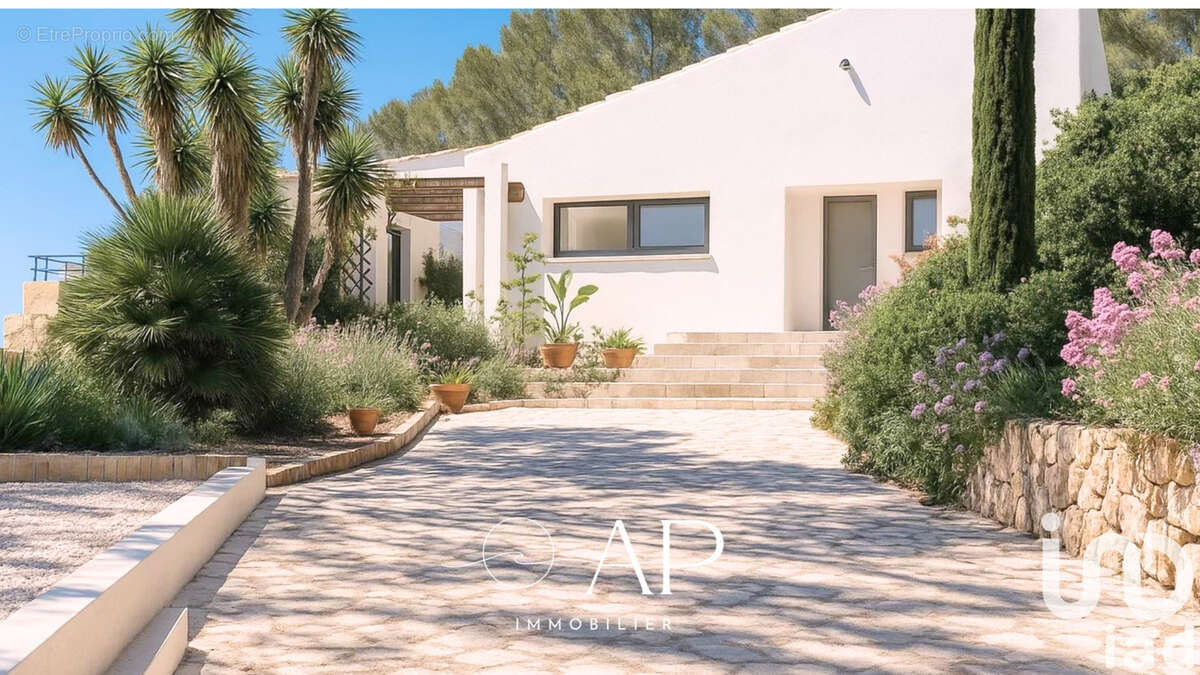 Photo 3 - Maison à BANDOL