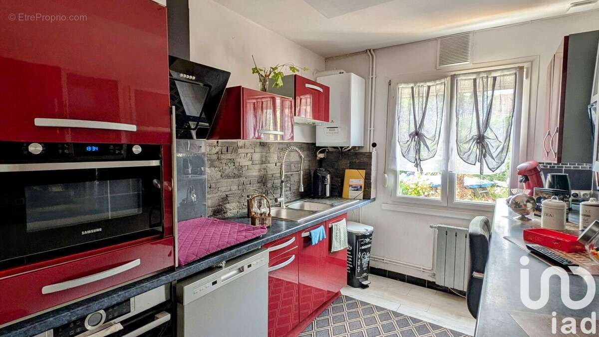 Photo 2 - Maison à VILLERS-COTTERETS