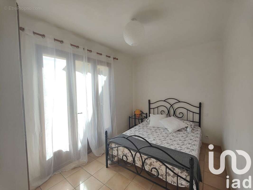 Photo 8 - Appartement à LES SALLES-SUR-VERDON