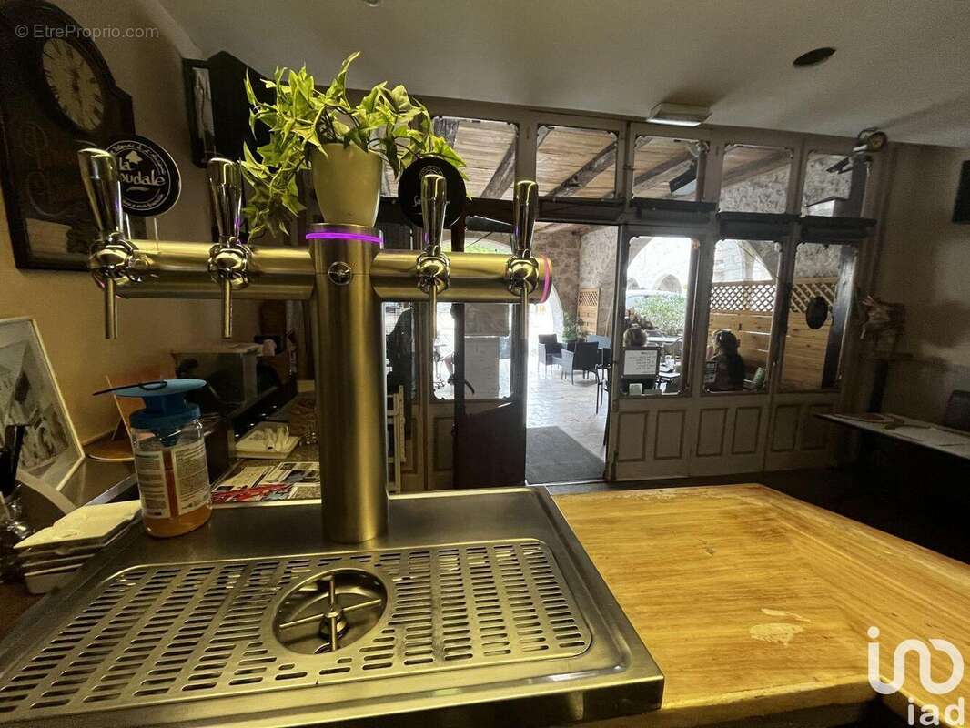 Photo 4 - Commerce à CASTELSAGRAT