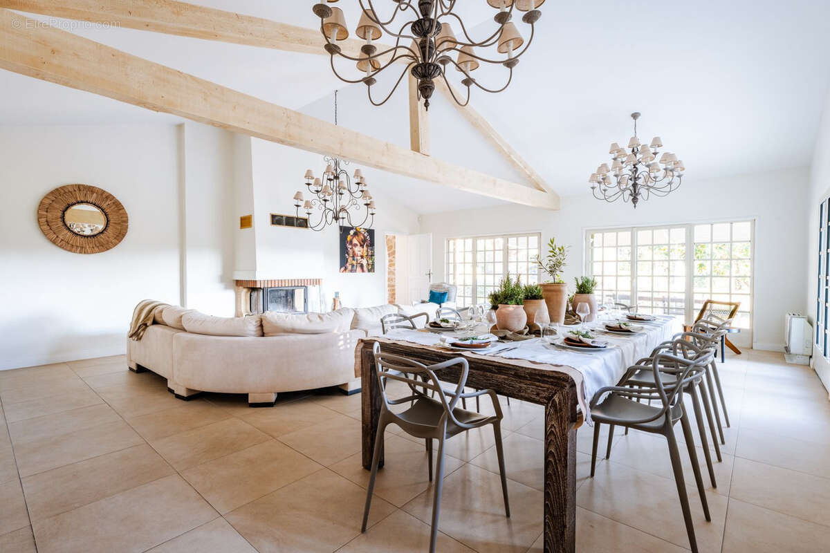 Maison à VACQUEYRAS