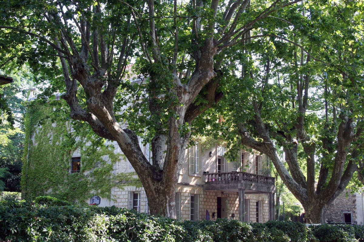 Maison à SAINT-RESTITUT