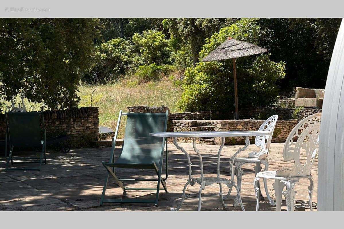 Maison à SAINT-RESTITUT