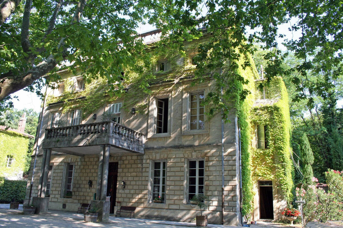 Maison à SAINT-RESTITUT