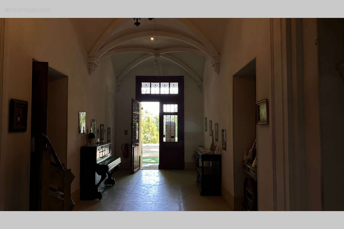 Maison à SAINT-RESTITUT