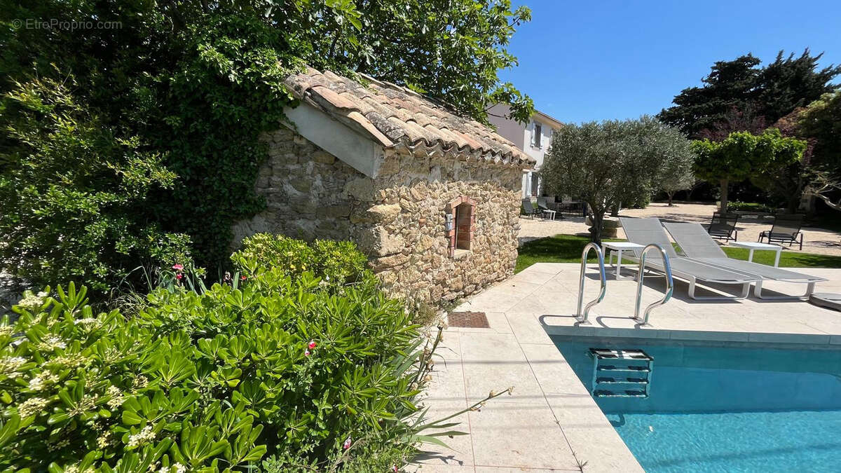 Maison à CHATEAUNEUF-DU-PAPE