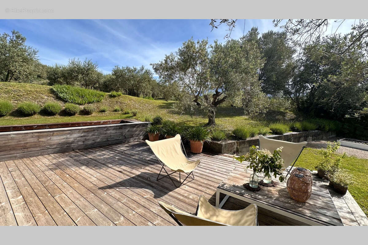 Maison à CRILLON-LE-BRAVE