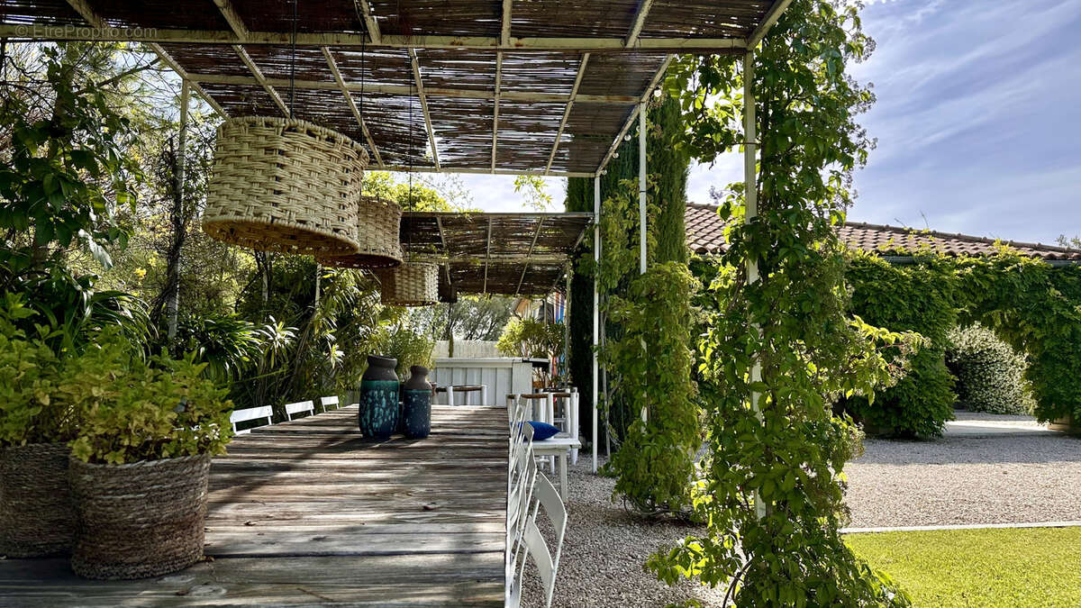 Maison à CRILLON-LE-BRAVE