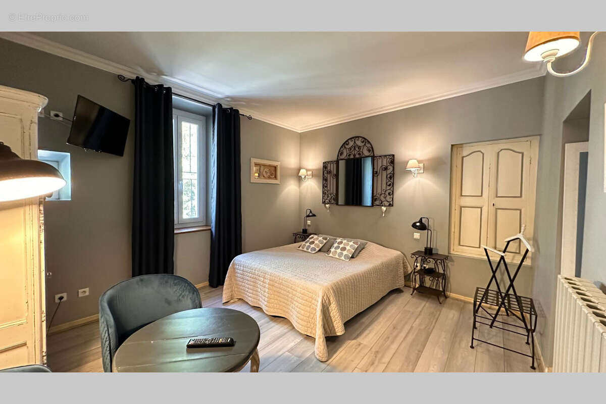 Maison à VAISON-LA-ROMAINE