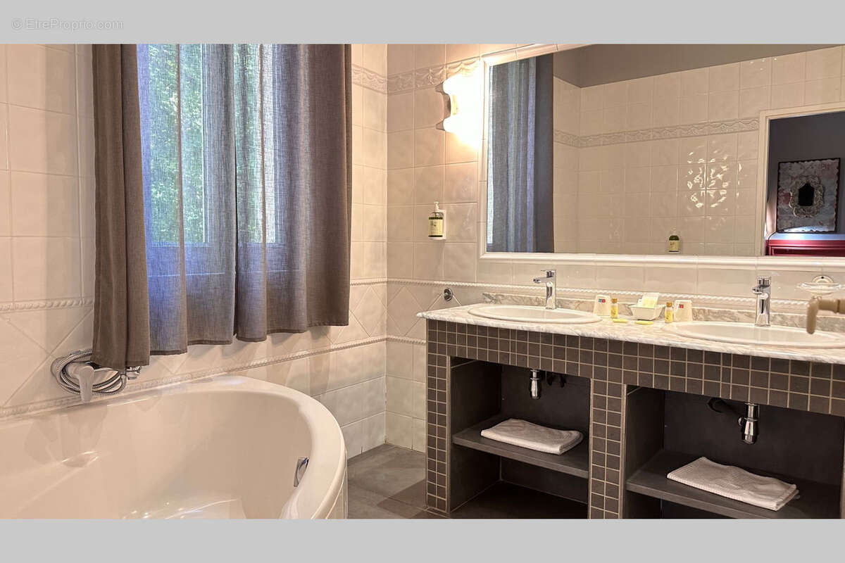 Maison à VAISON-LA-ROMAINE