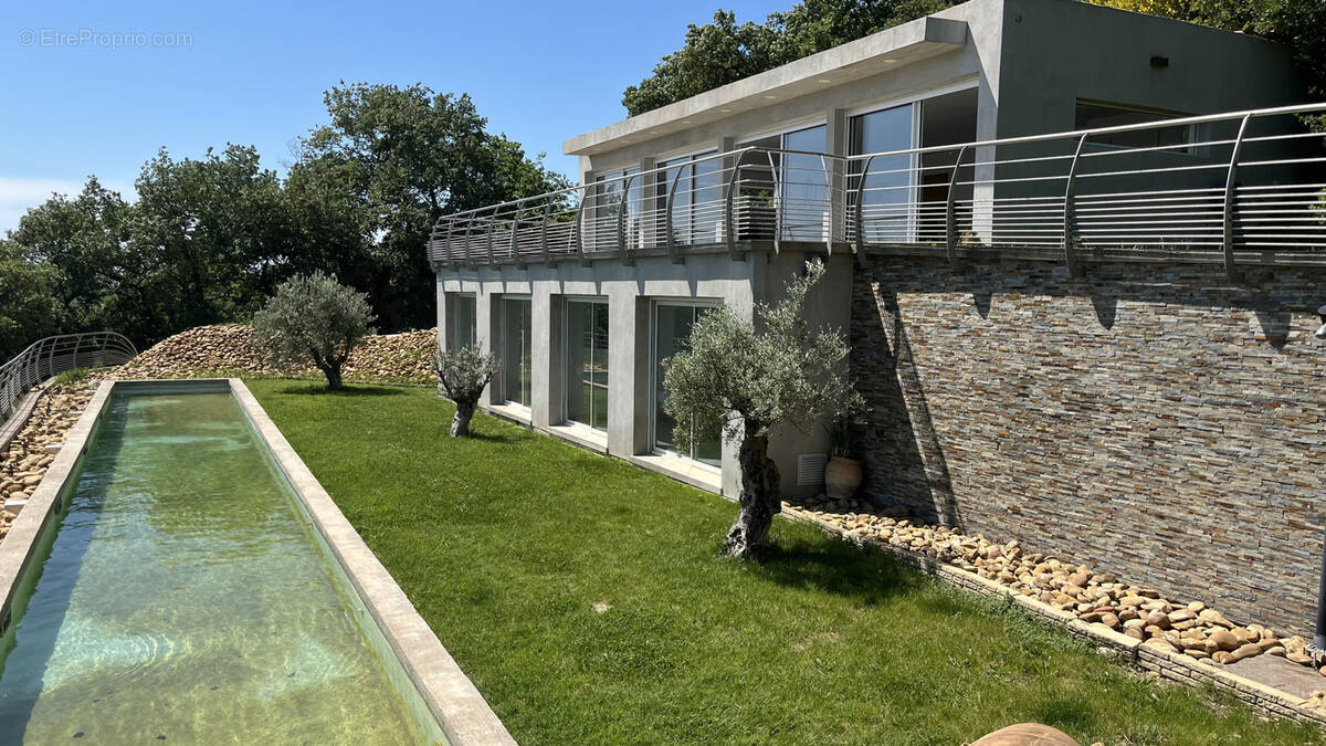 Maison à ROCHEFORT-DU-GARD