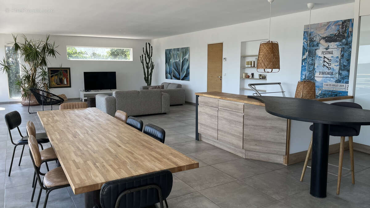 Maison à ROCHEFORT-DU-GARD