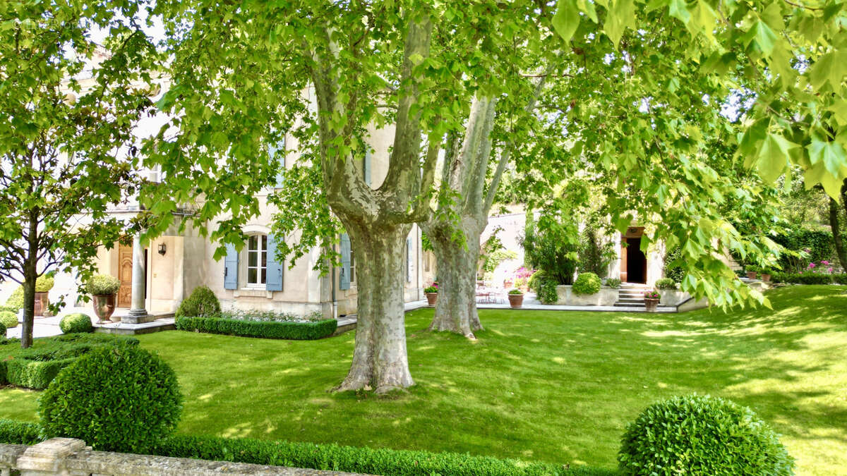 Maison à L&#039;ISLE-SUR-LA-SORGUE