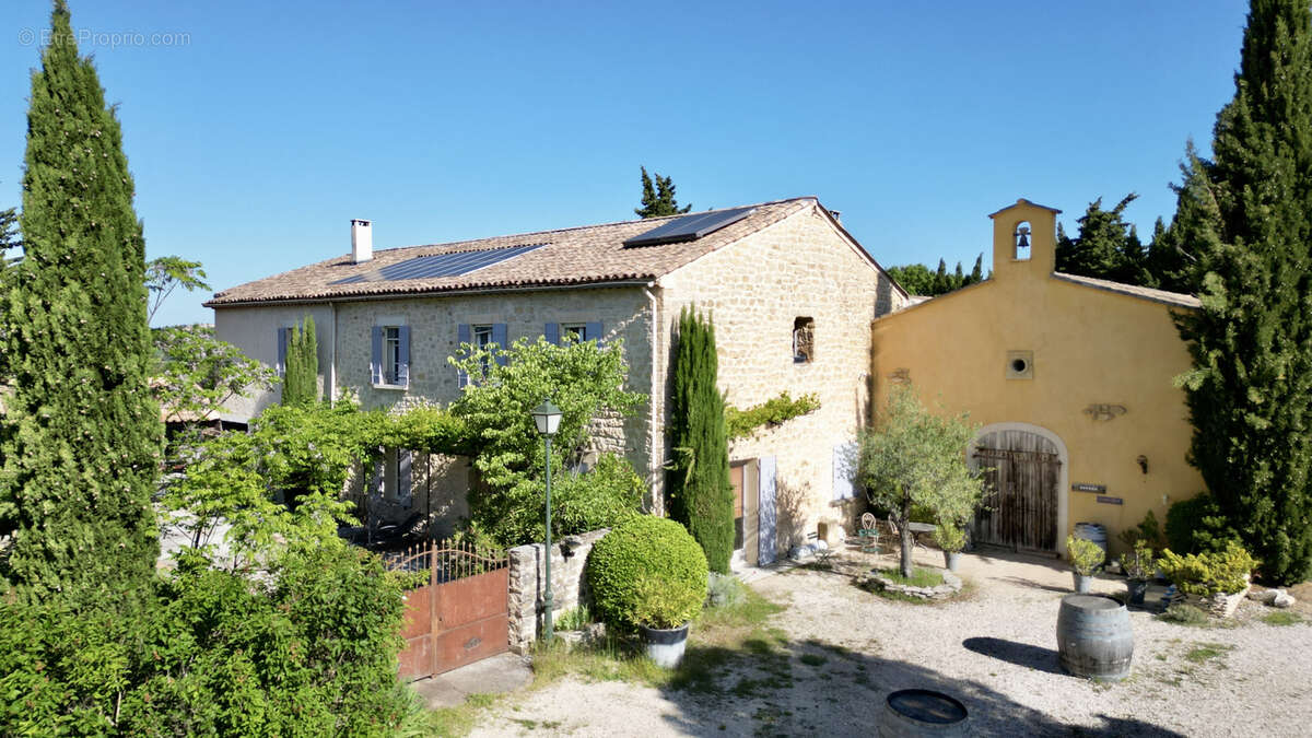 Maison à CAROMB