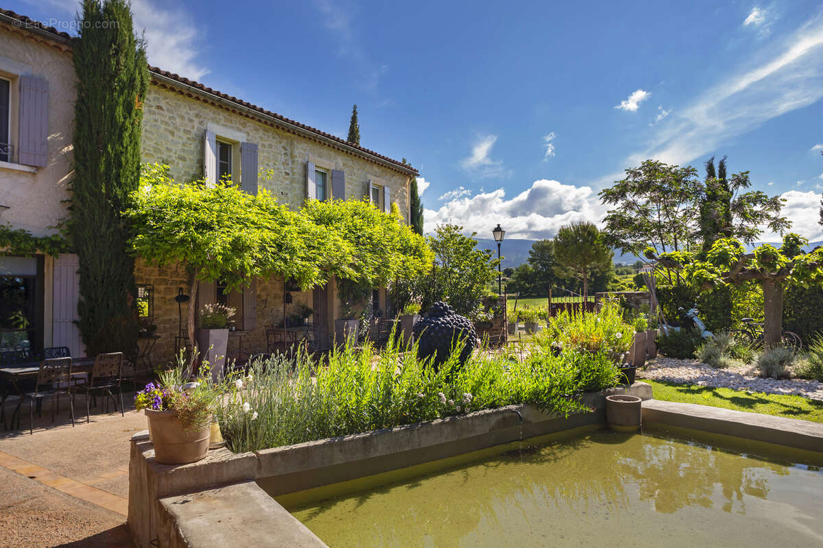 Maison à CAROMB