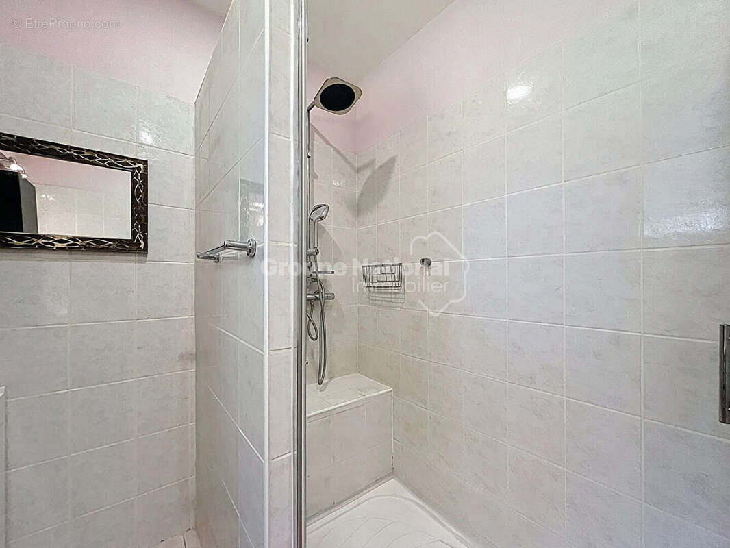 Maison à SAINT-PAUL-TROIS-CHATEAUX