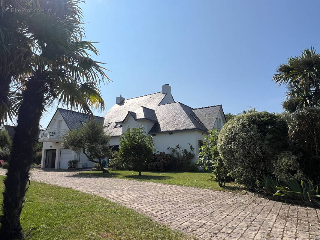 Maison à LE POULIGUEN