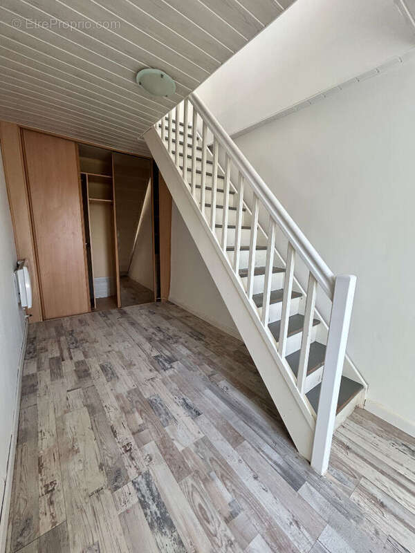 Maison à SAINTE-LUCE-SUR-LOIRE