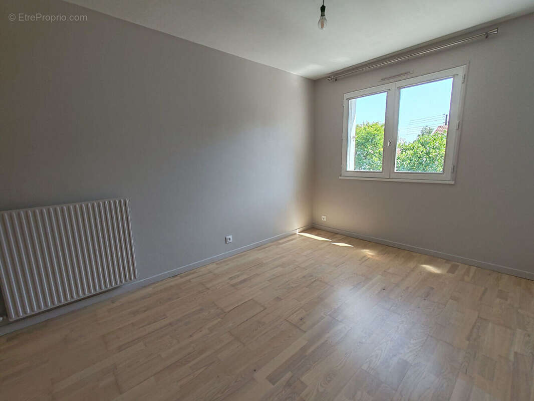 Appartement à SAINT-SEBASTIEN-SUR-LOIRE