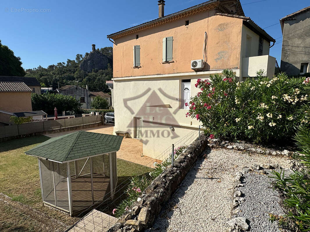 Maison à SAINT-AMBROIX