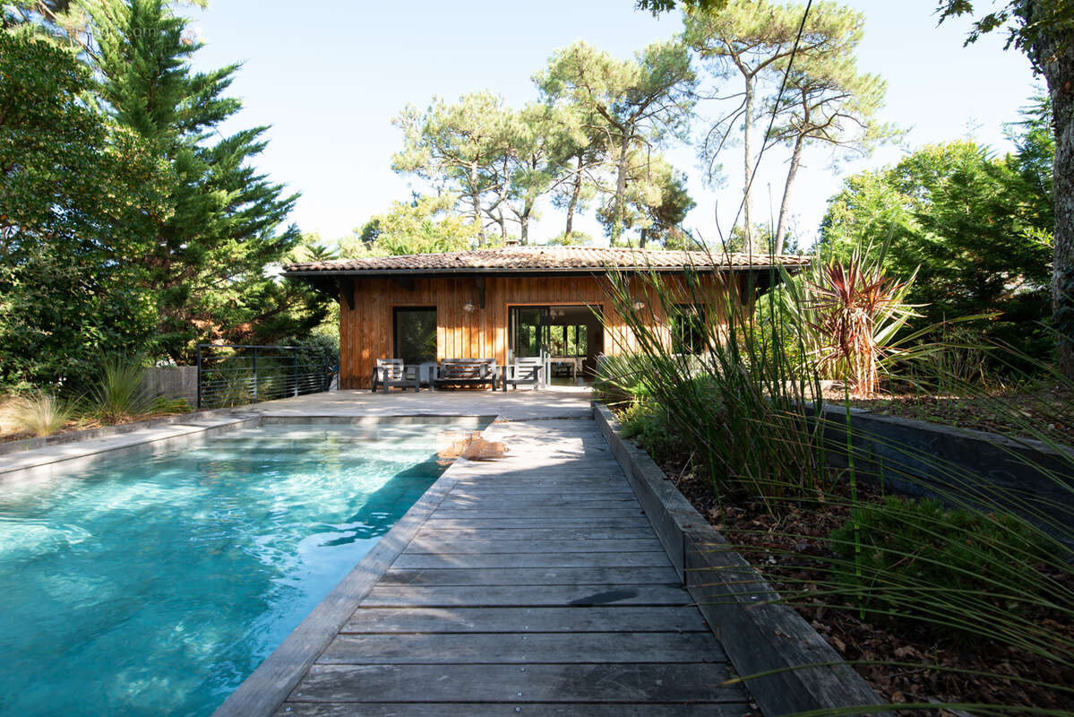 Maison à LE BOUSCAT