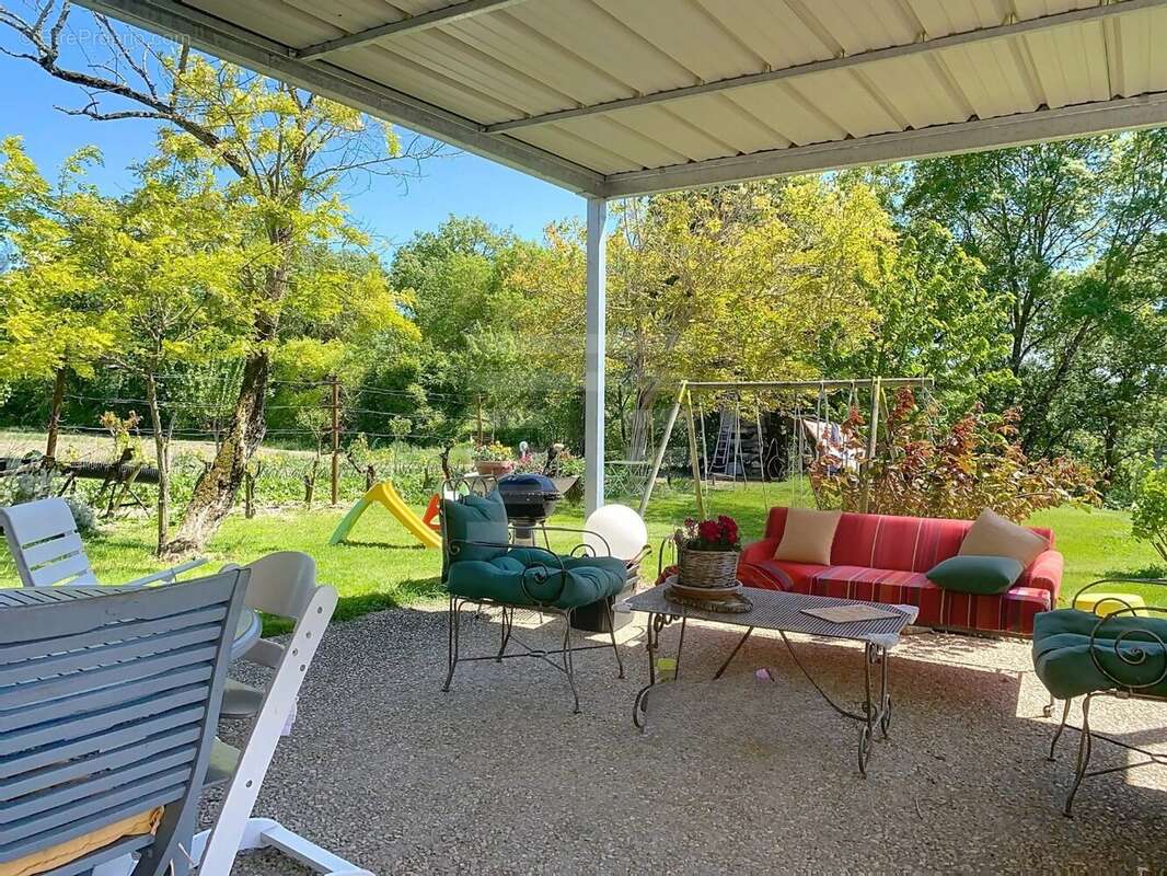 Maison à SAINT-CLAR