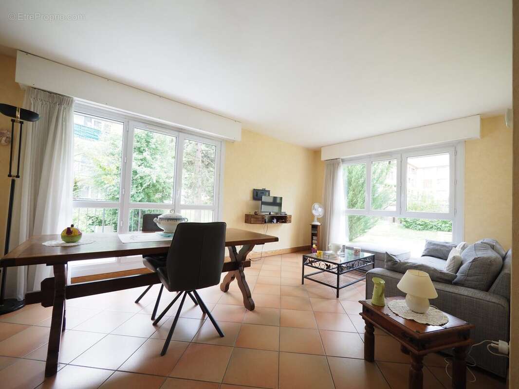 Appartement à BOIS-D&#039;ARCY