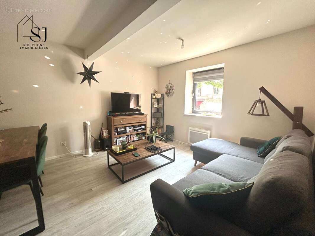 Appartement à AMPUIS