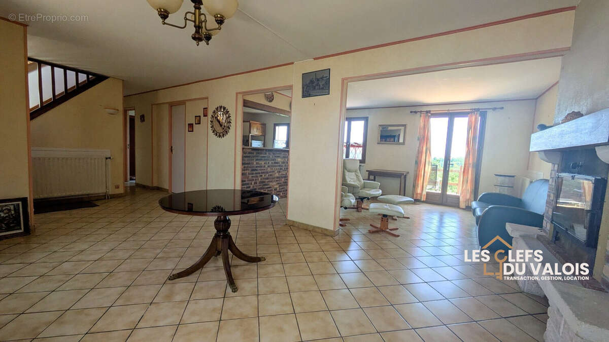 Maison à CREPY-EN-VALOIS