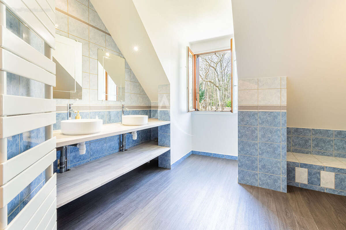 Maison à ANGERVILLIERS