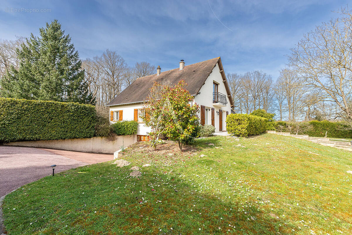 Maison à ANGERVILLIERS