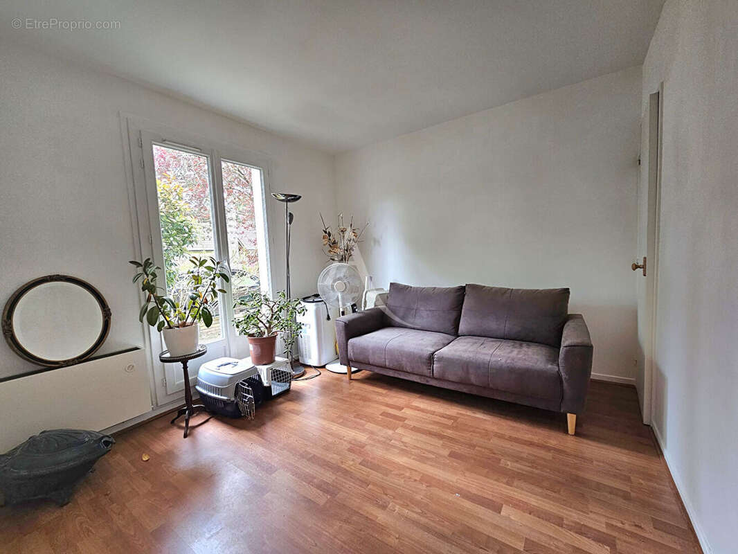 Maison à BURES-SUR-YVETTE