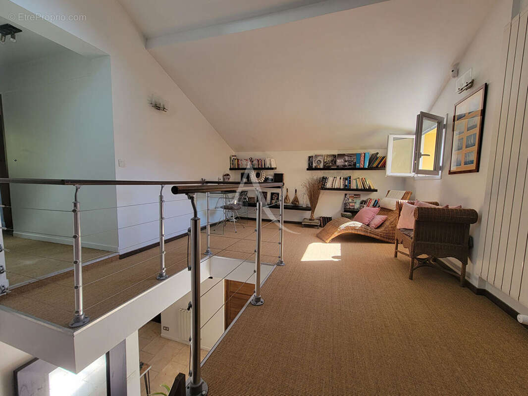 Maison à GOMETZ-LE-CHATEL