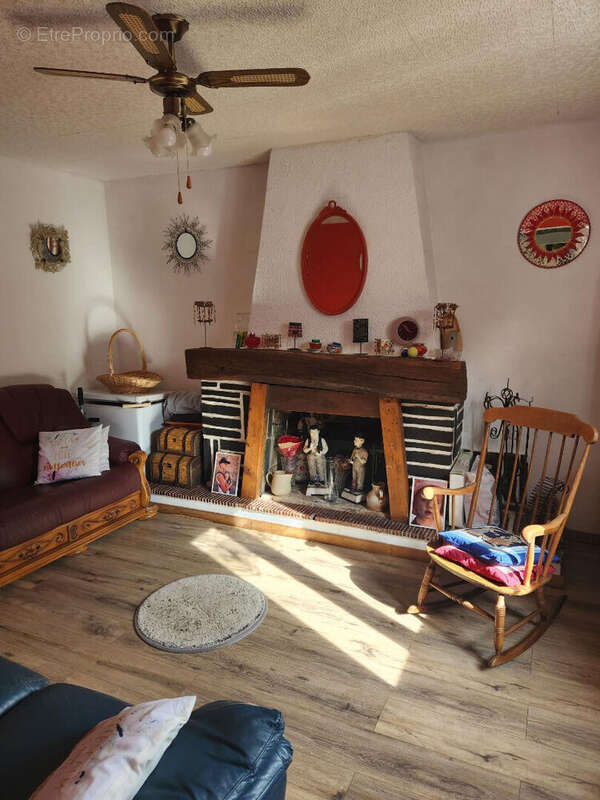 Maison à LA FERTE-FRENEL