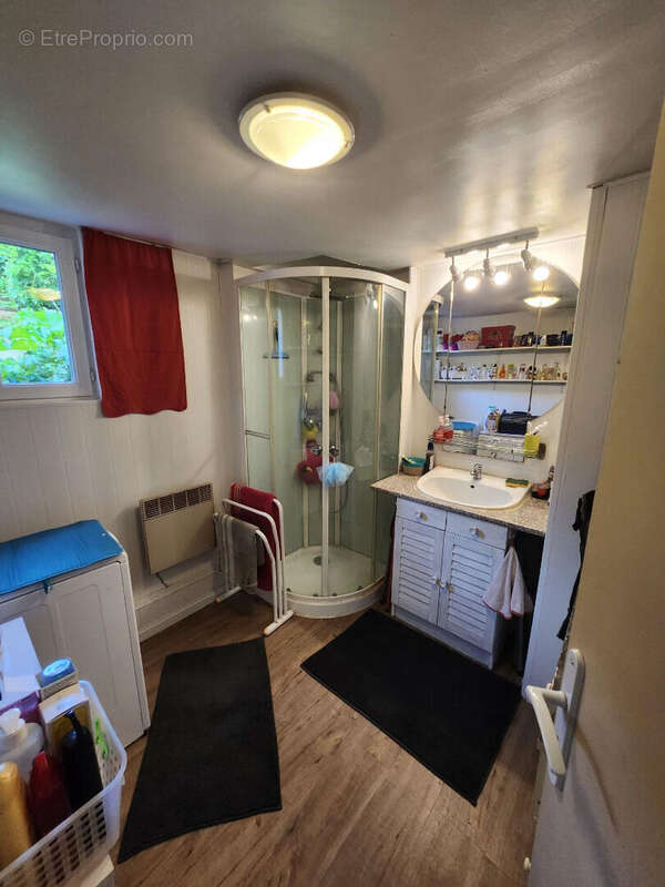 Maison à LA FERTE-FRENEL