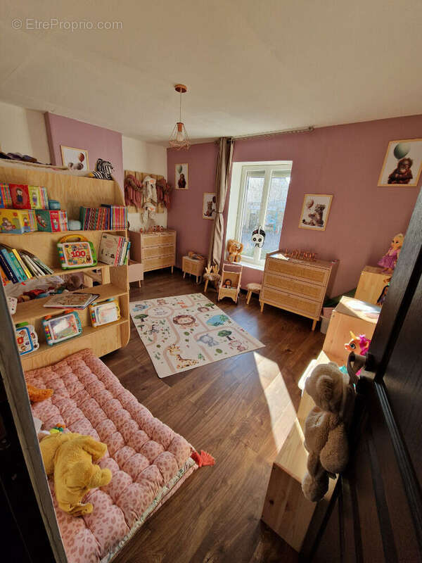 Maison à GLOS-LA-FERRIERE