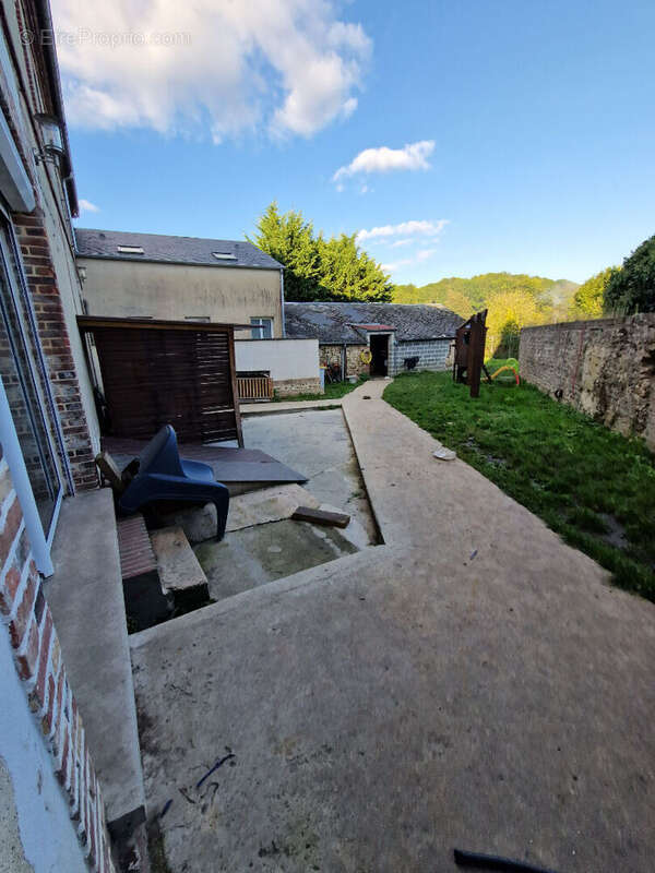 Maison à GLOS-LA-FERRIERE