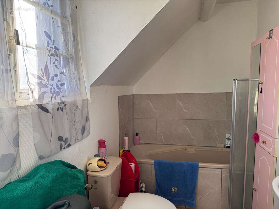 Maison à SAINT-HILAIRE-SUR-RISLE