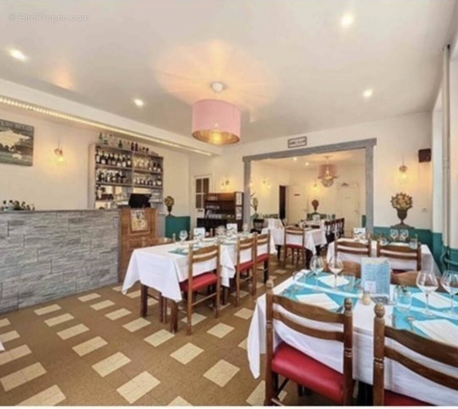 Commerce à L&#039;AIGLE